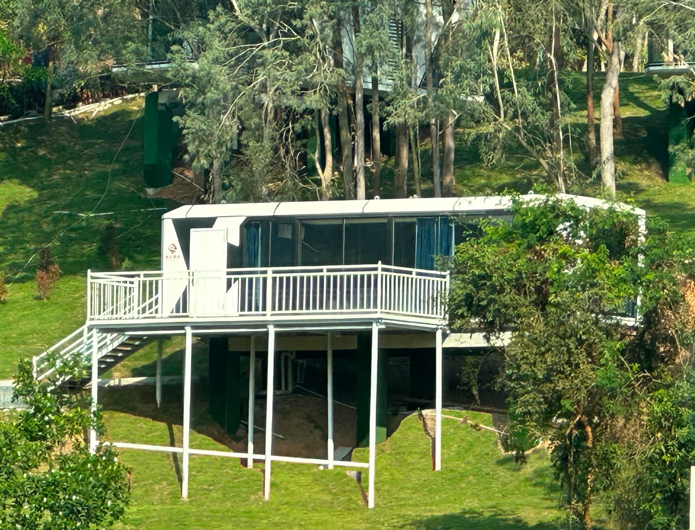 Yinneng A9 apple cabin